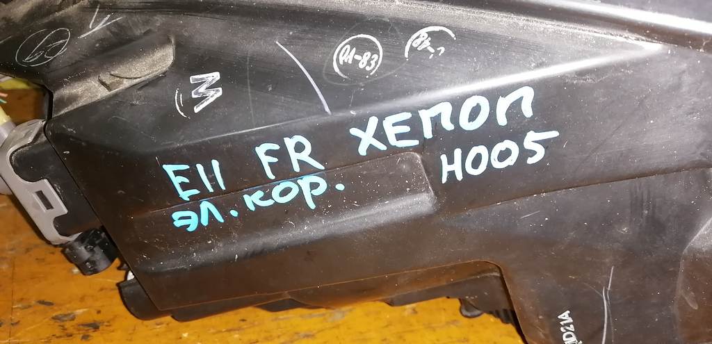 фара Nissan Note