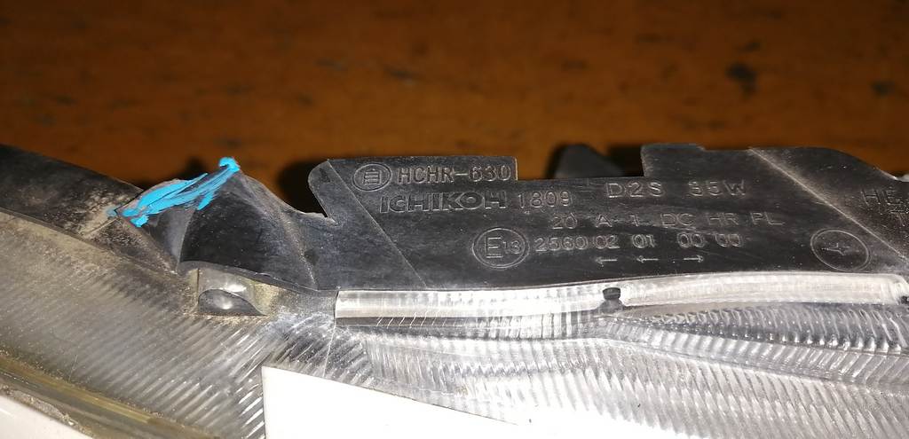 фара Subaru Impreza