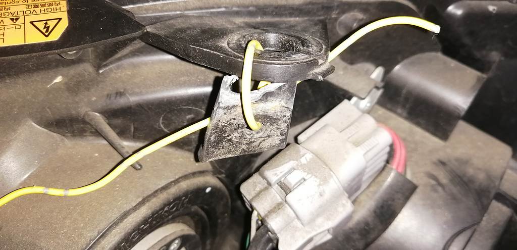 фара Subaru Impreza