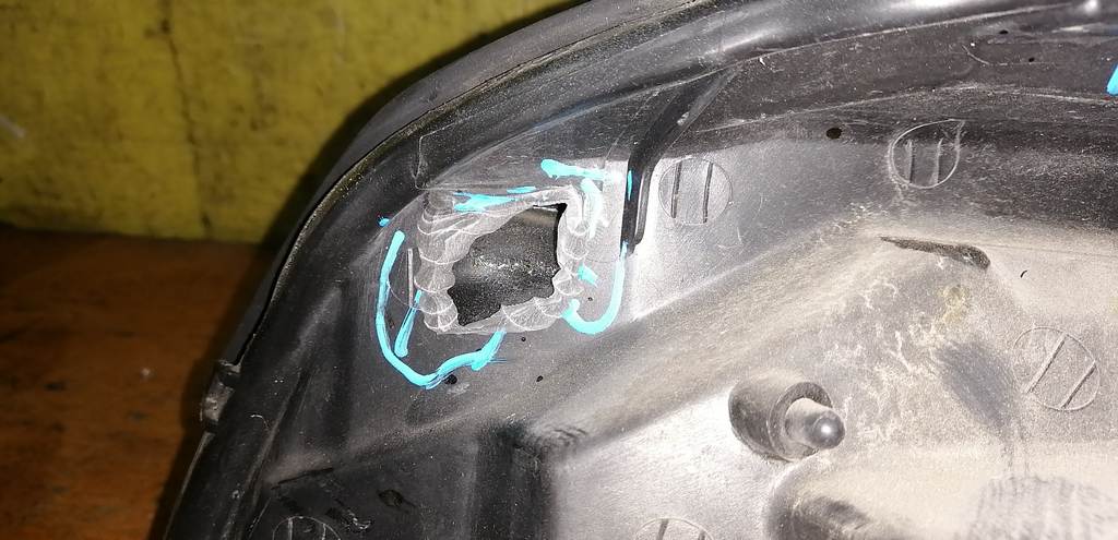 фара Nissan X-Trail