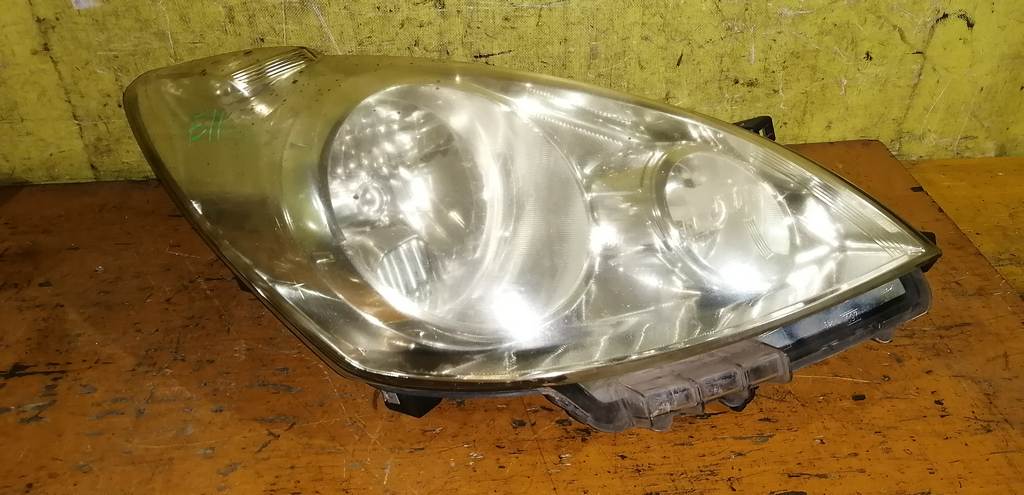 фара Nissan Note