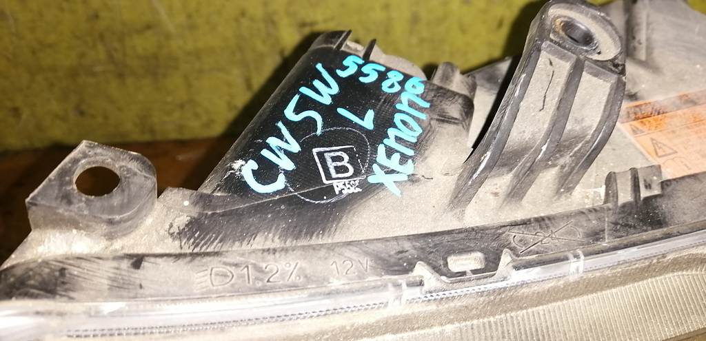 фара Mitsubishi Outlander