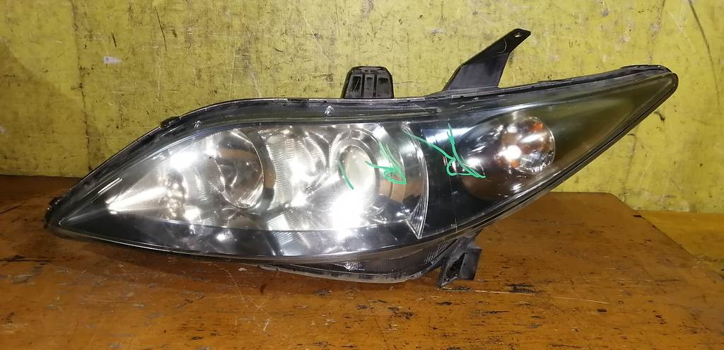 фара Honda Elysion