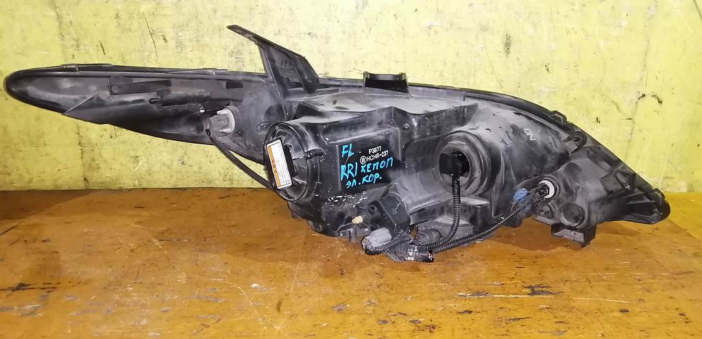 фара Honda Elysion