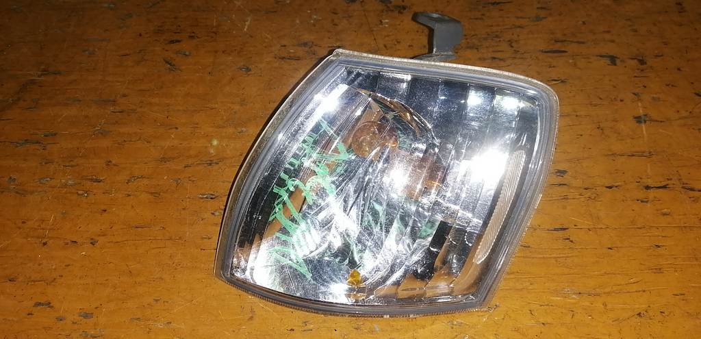 габарит Mazda Demio