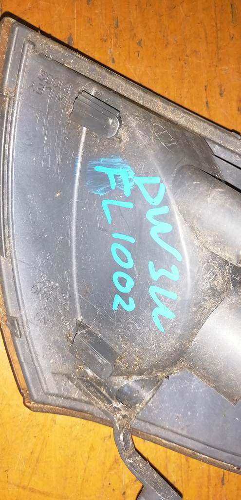 габарит Mazda Demio