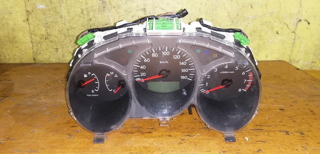 щиток приборов Subaru Forester