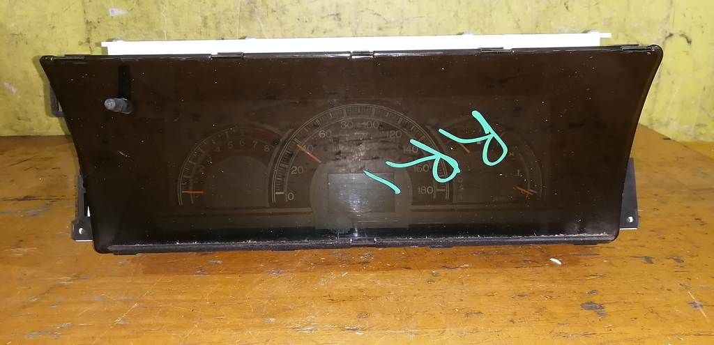 щиток приборов Honda Elysion