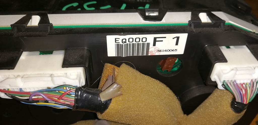 щиток приборов Nissan X-Trail