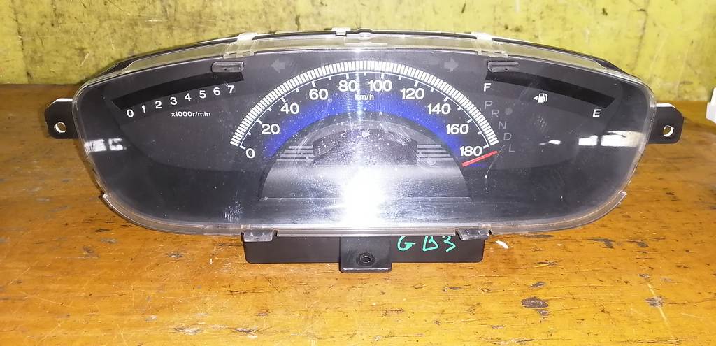 щиток приборов Honda Freed