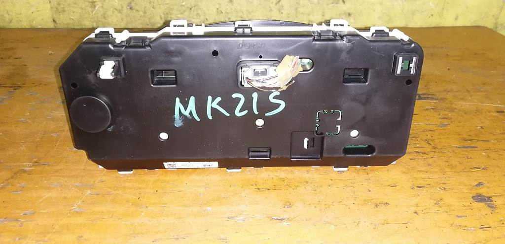 щиток приборов Suzuki Palette