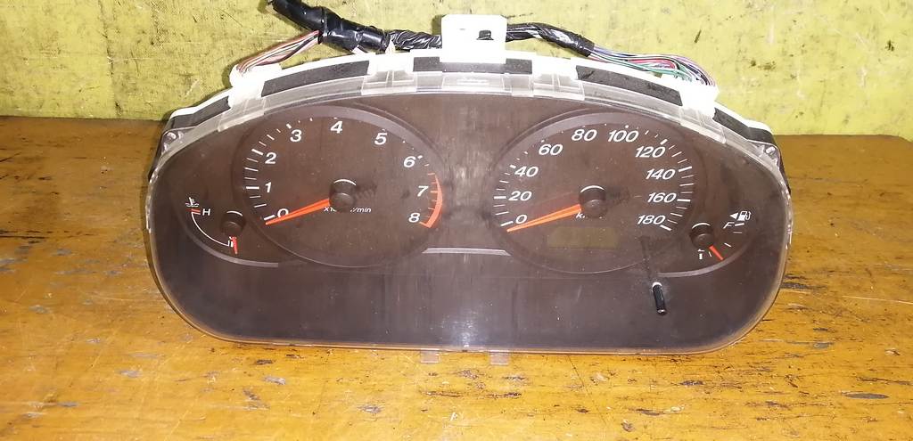 щиток приборов Mazda Demio