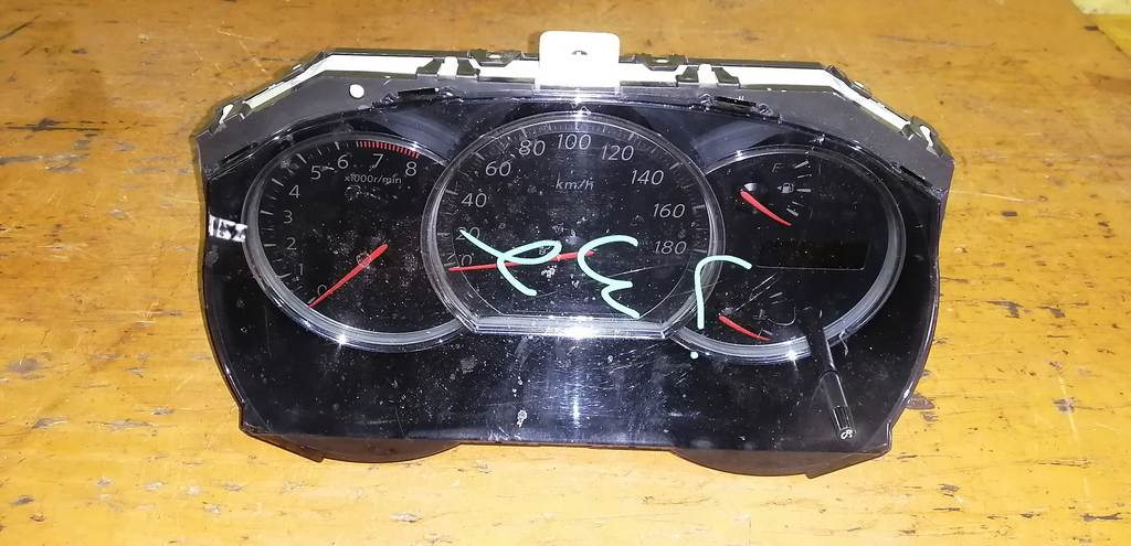 щиток приборов Nissan Teana