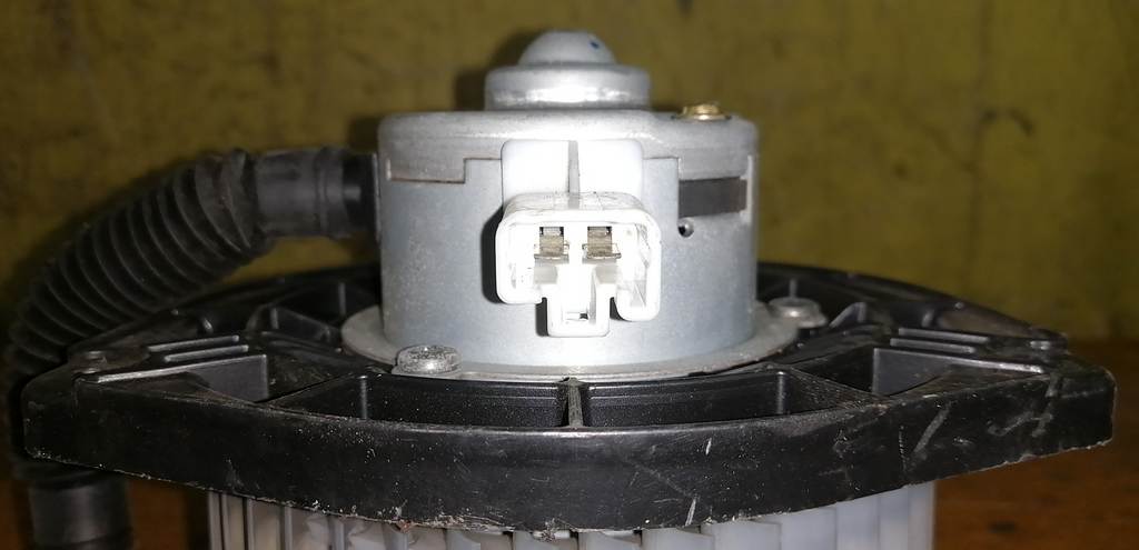 мотор печки Mitsubishi Outlander