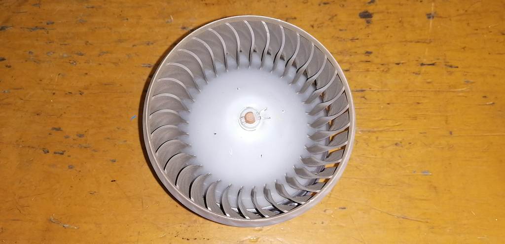 мотор печки Mitsubishi Colt