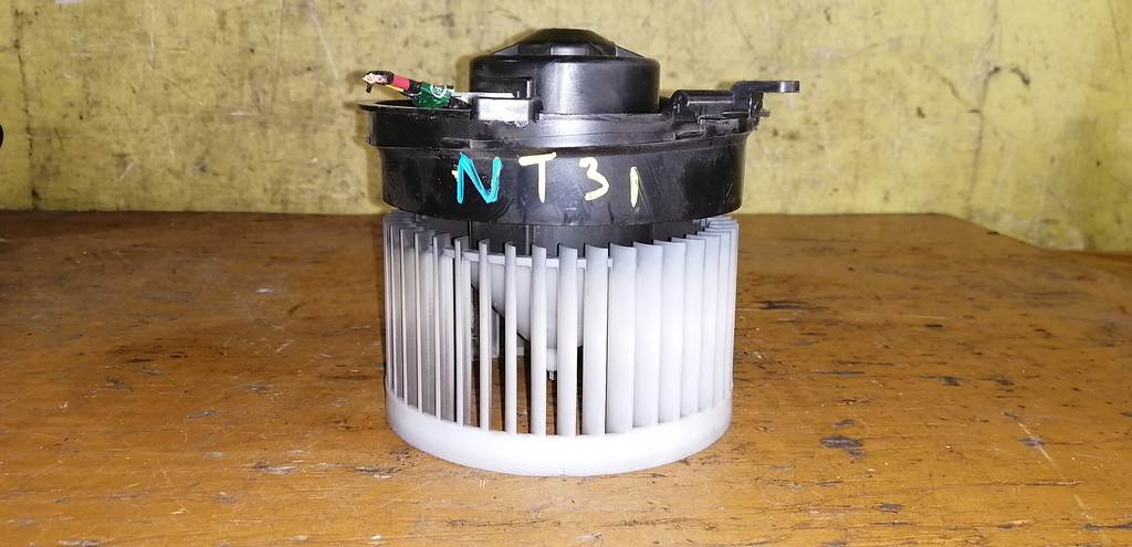 мотор печки Nissan X-Trail