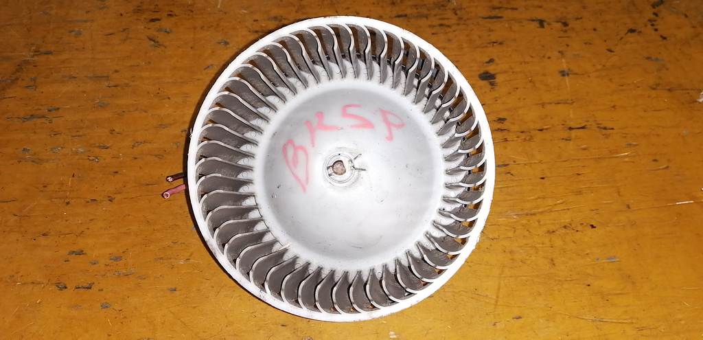 мотор печки Mazda Axela