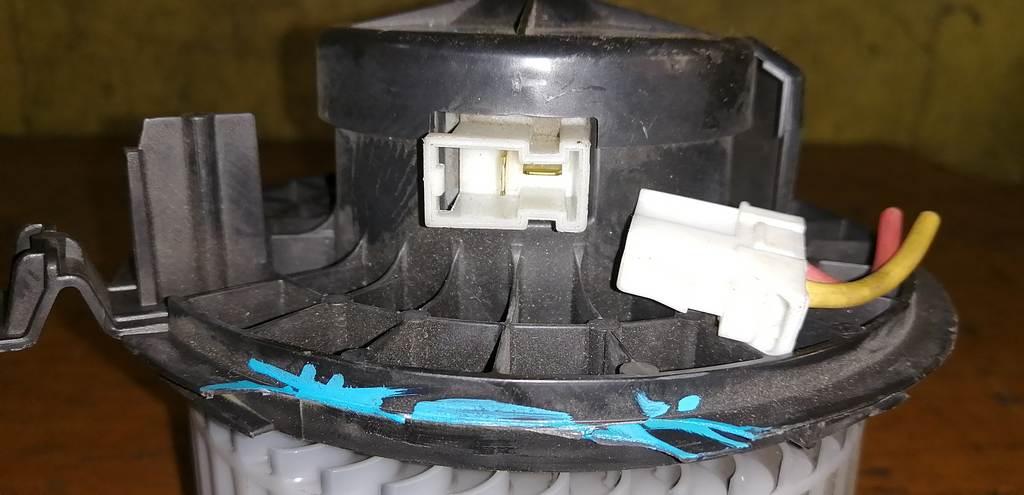 мотор печки Nissan Note