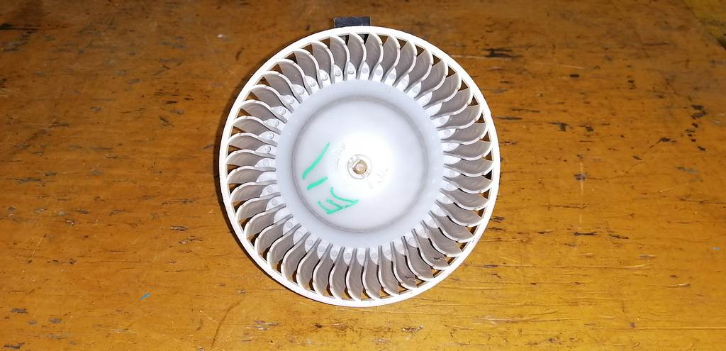 мотор печки Nissan Note