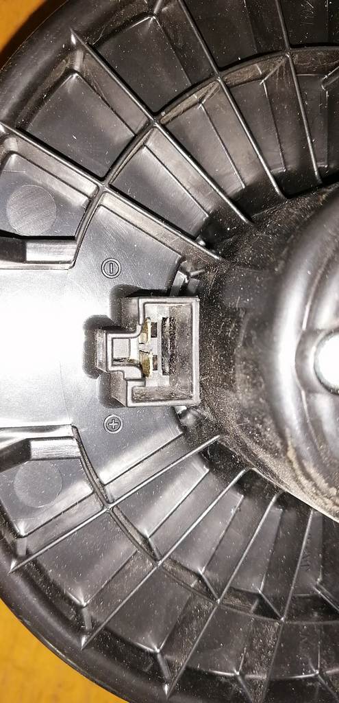 мотор печки Honda Fit