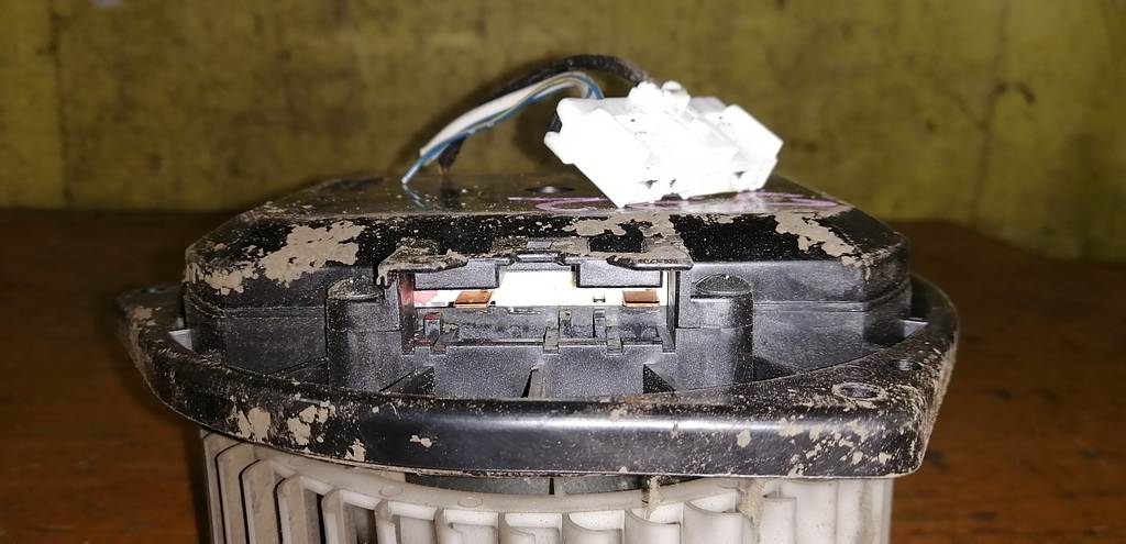 мотор печки Nissan Teana