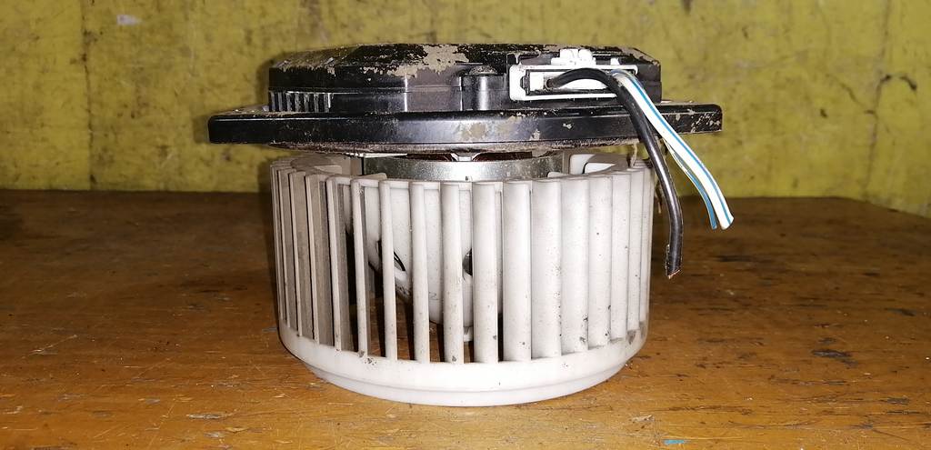 мотор печки Nissan Teana