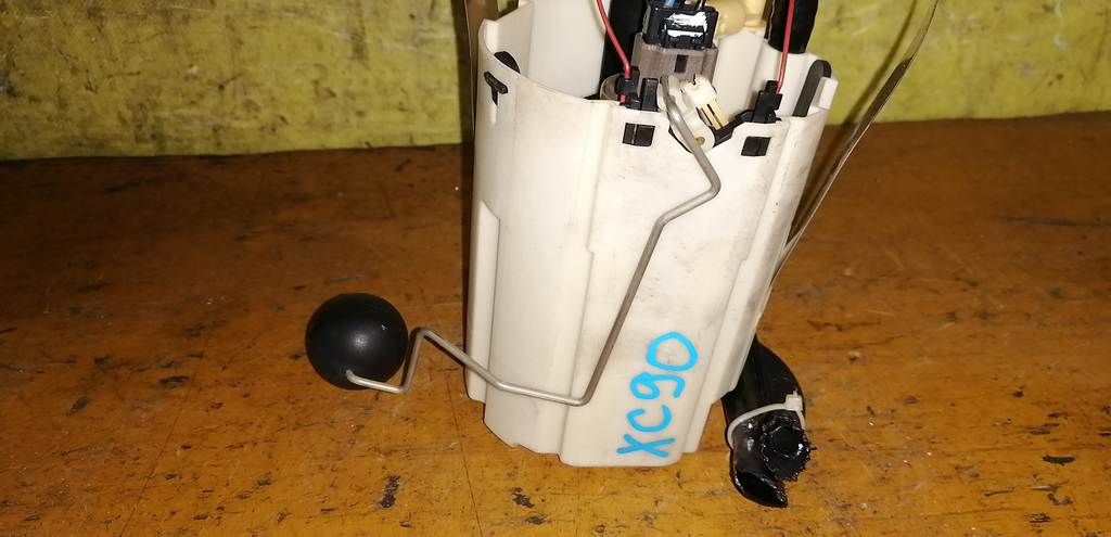 бензонасос Volvo XC90