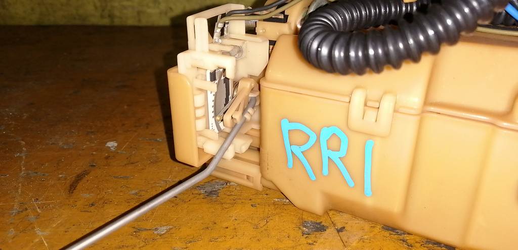 бензонасос Honda Elysion