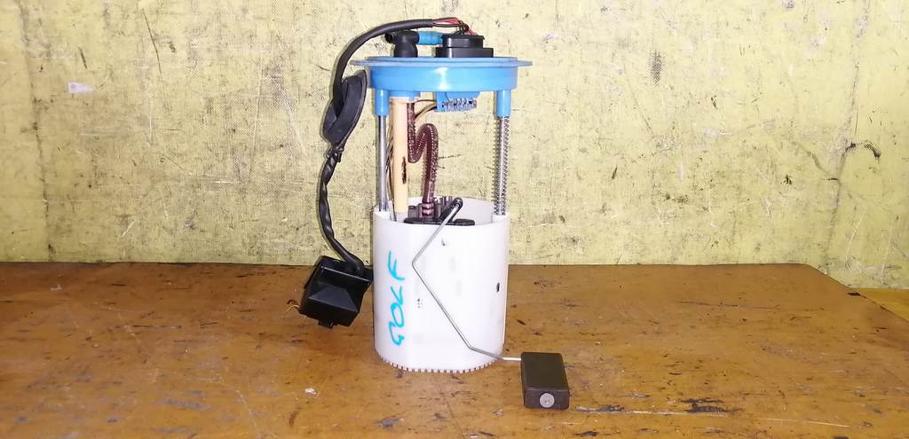 бензонасос Volkswagen Golf