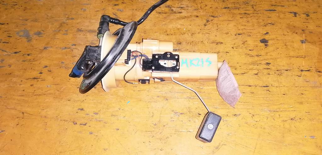 бензонасос Suzuki Palette