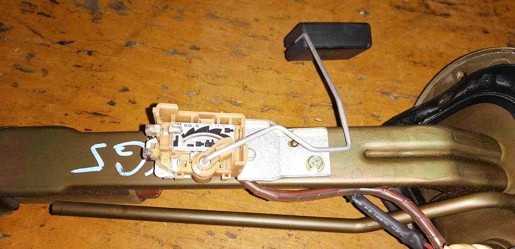 бензонасос Subaru Forester