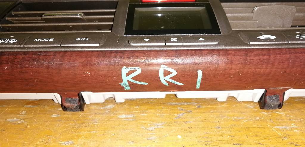 климат-контроль Honda Elysion