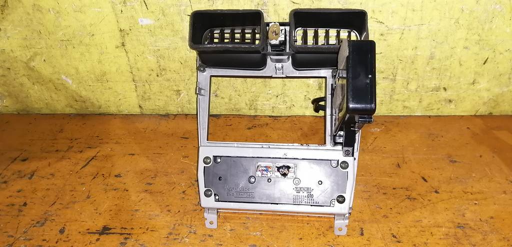 климат-контроль Subaru Forester