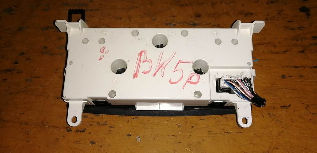 климат-контроль Mazda Axela