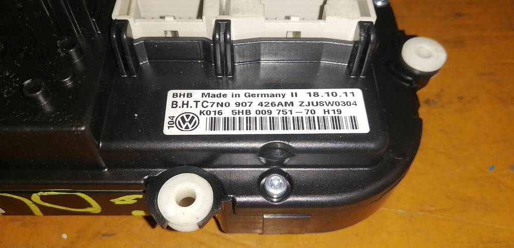 климат-контроль Volkswagen Golf