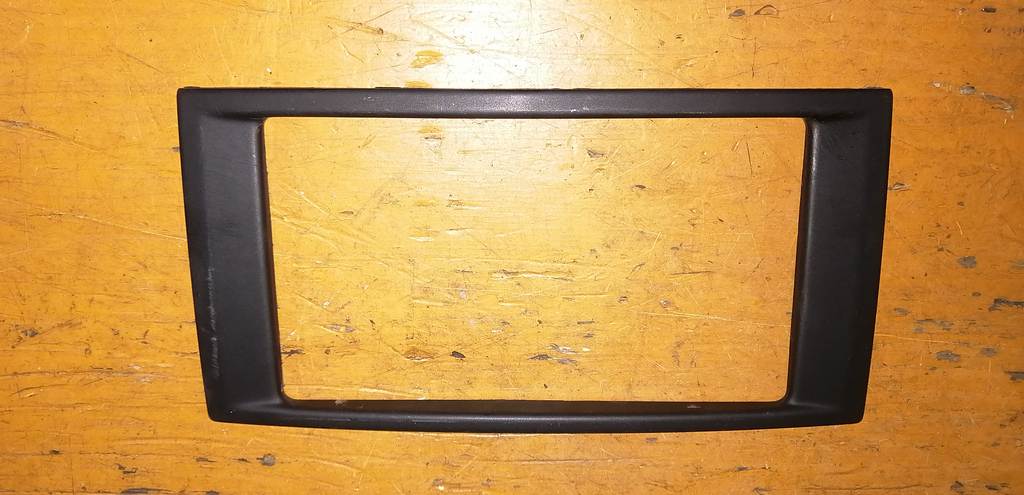 консоль магнитофона Volkswagen Touareg