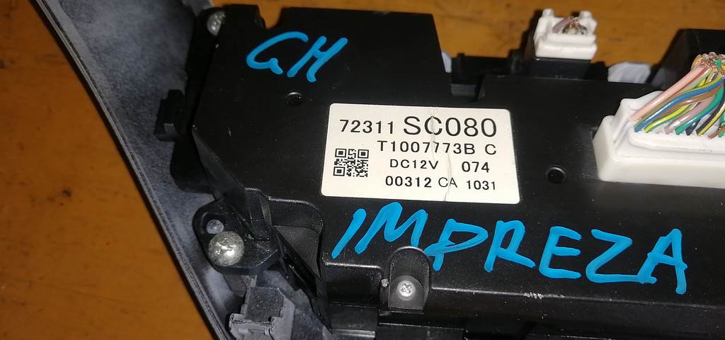 климат-контроль Subaru Impreza