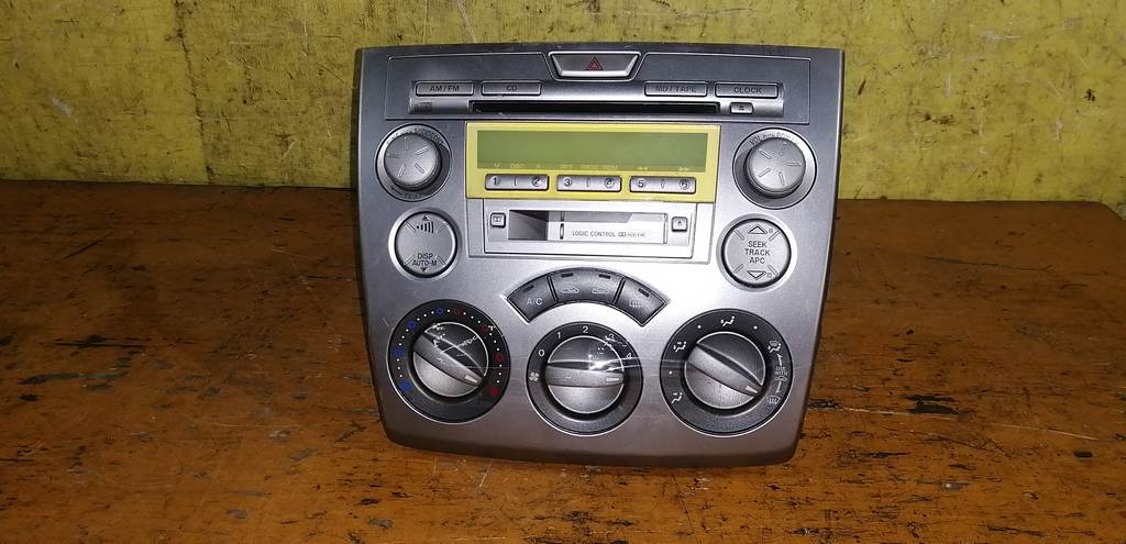 климат-контроль Mazda Demio