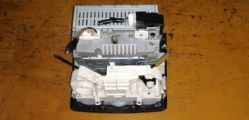 климат-контроль Mazda Demio