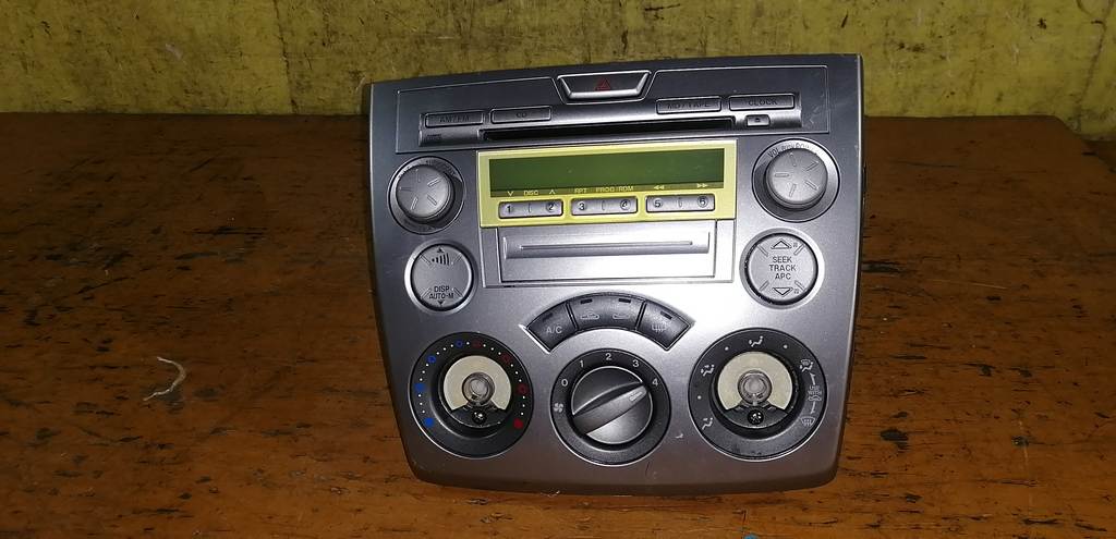 климат-контроль Mazda Demio