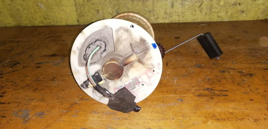 бензонасос Mazda Axela