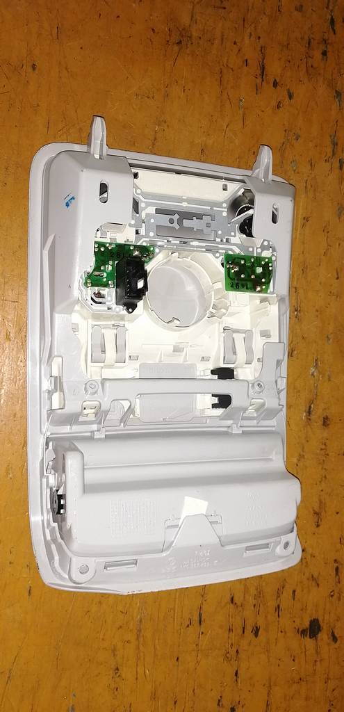 плафон салонный Volkswagen Golf