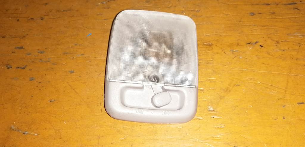 плафон салонный Nissan X-Trail