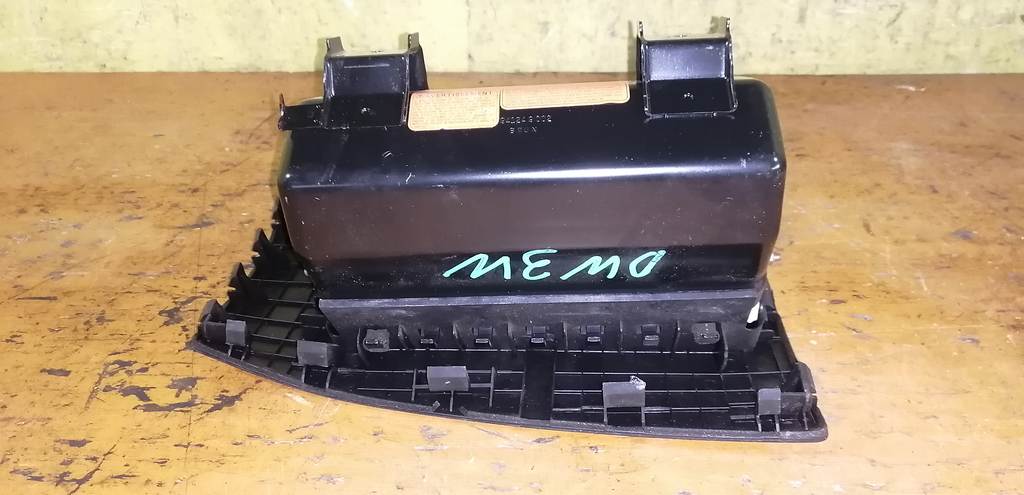 airbag пассажирский Mazda Demio