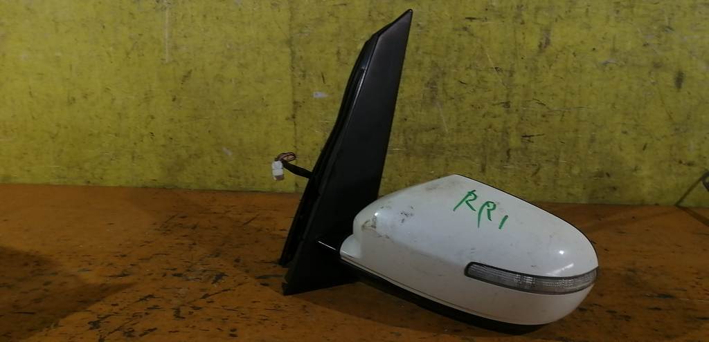 зеркало Honda Elysion