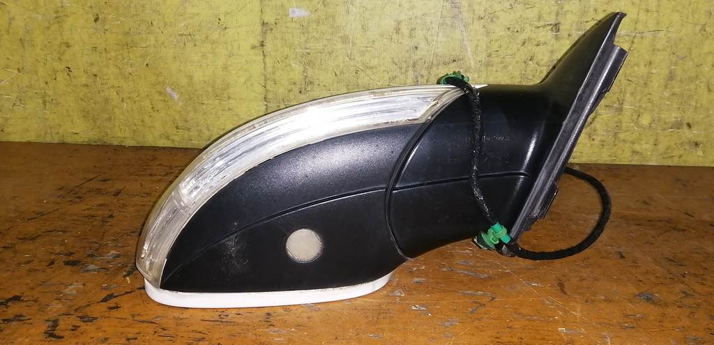 зеркало Volkswagen Touareg