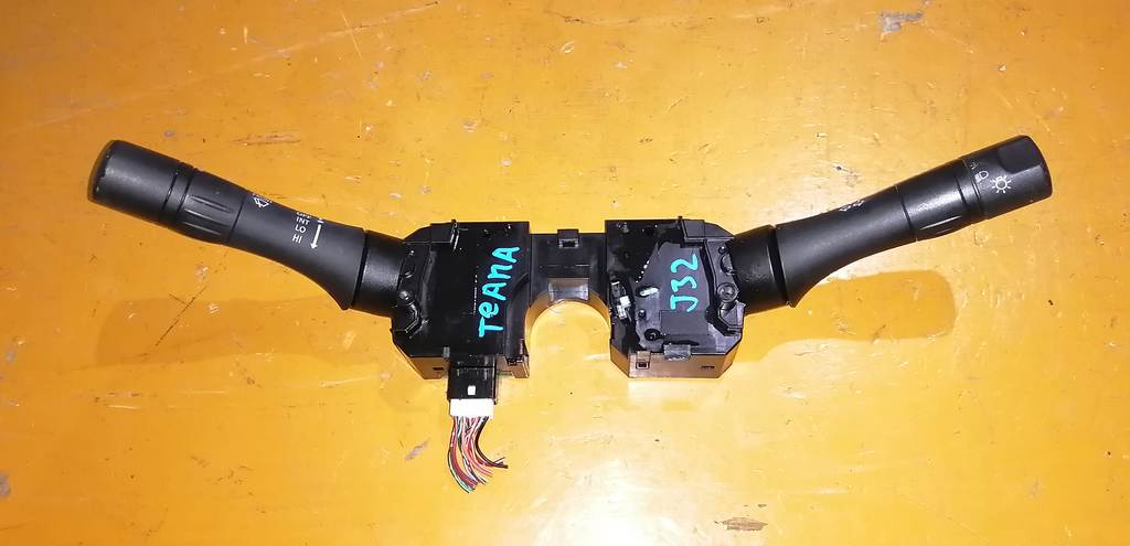 гитара Nissan Teana