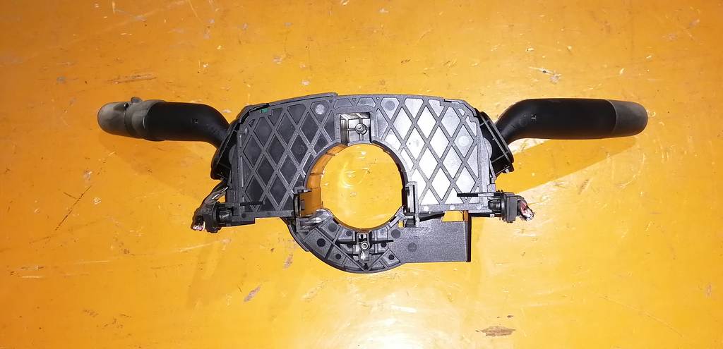 гитара Mazda Demio