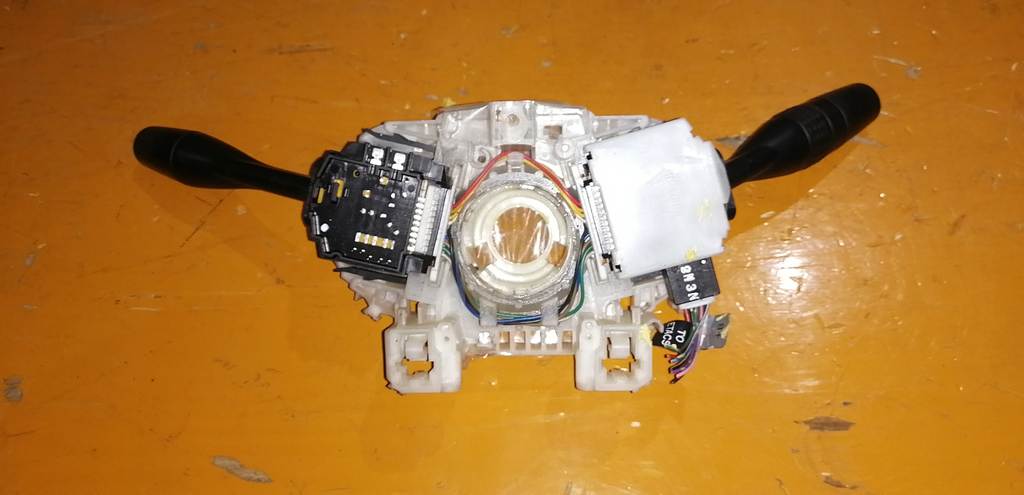 гитара Mitsubishi Colt