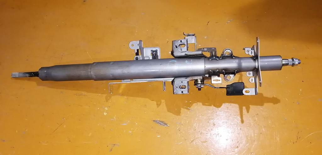 рулевая колонка Subaru Impreza